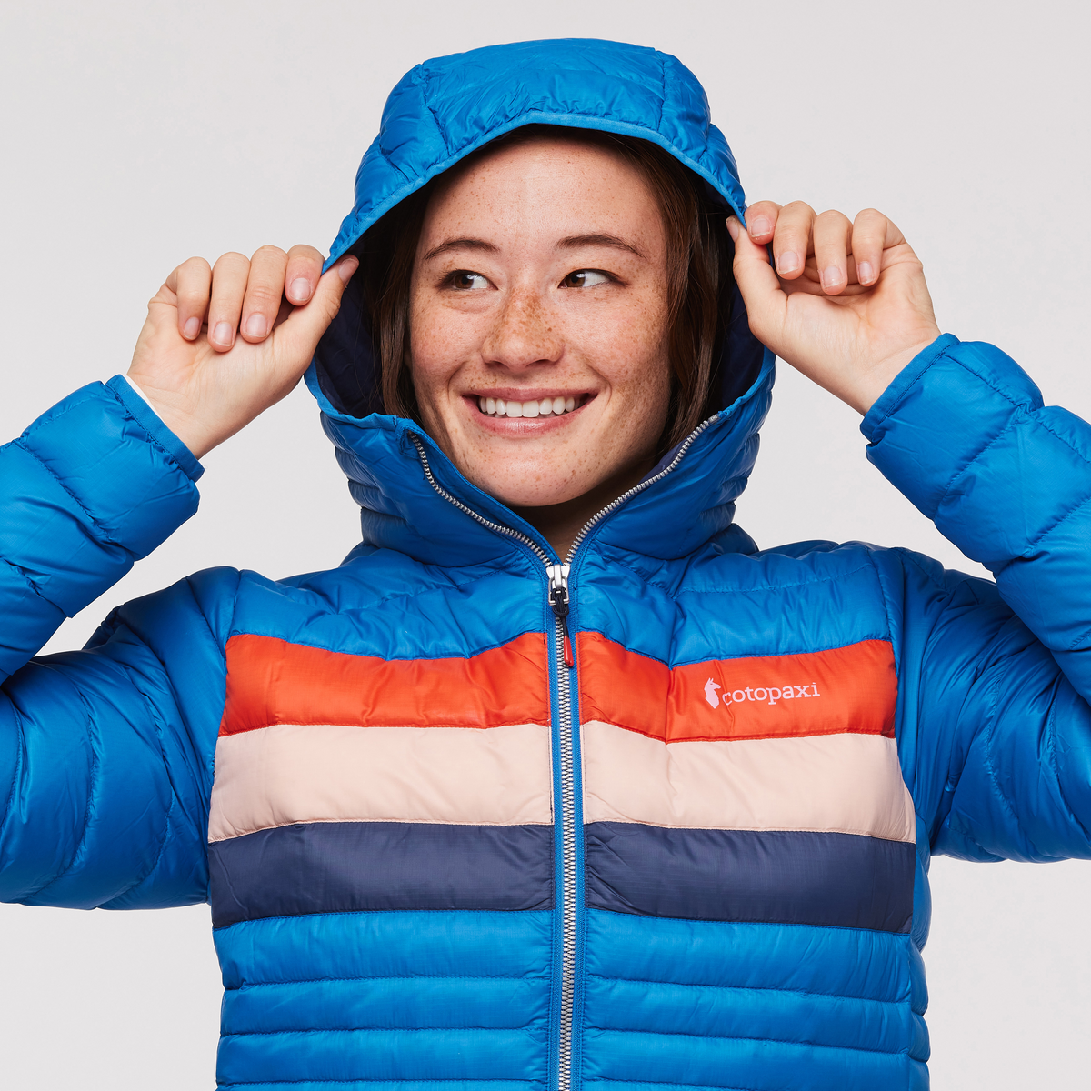 Fuego Hooded Down Jacket - Women's