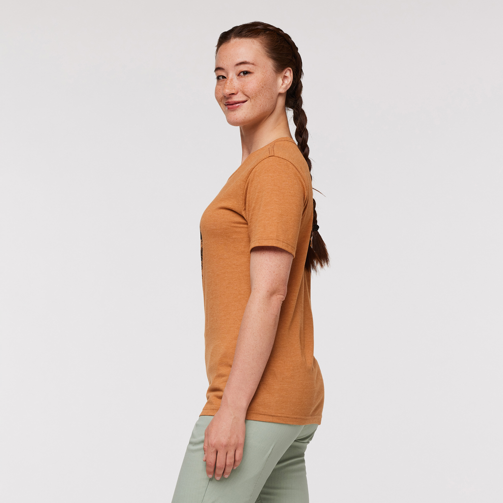 Traveling Llama T-Shirt - Women's