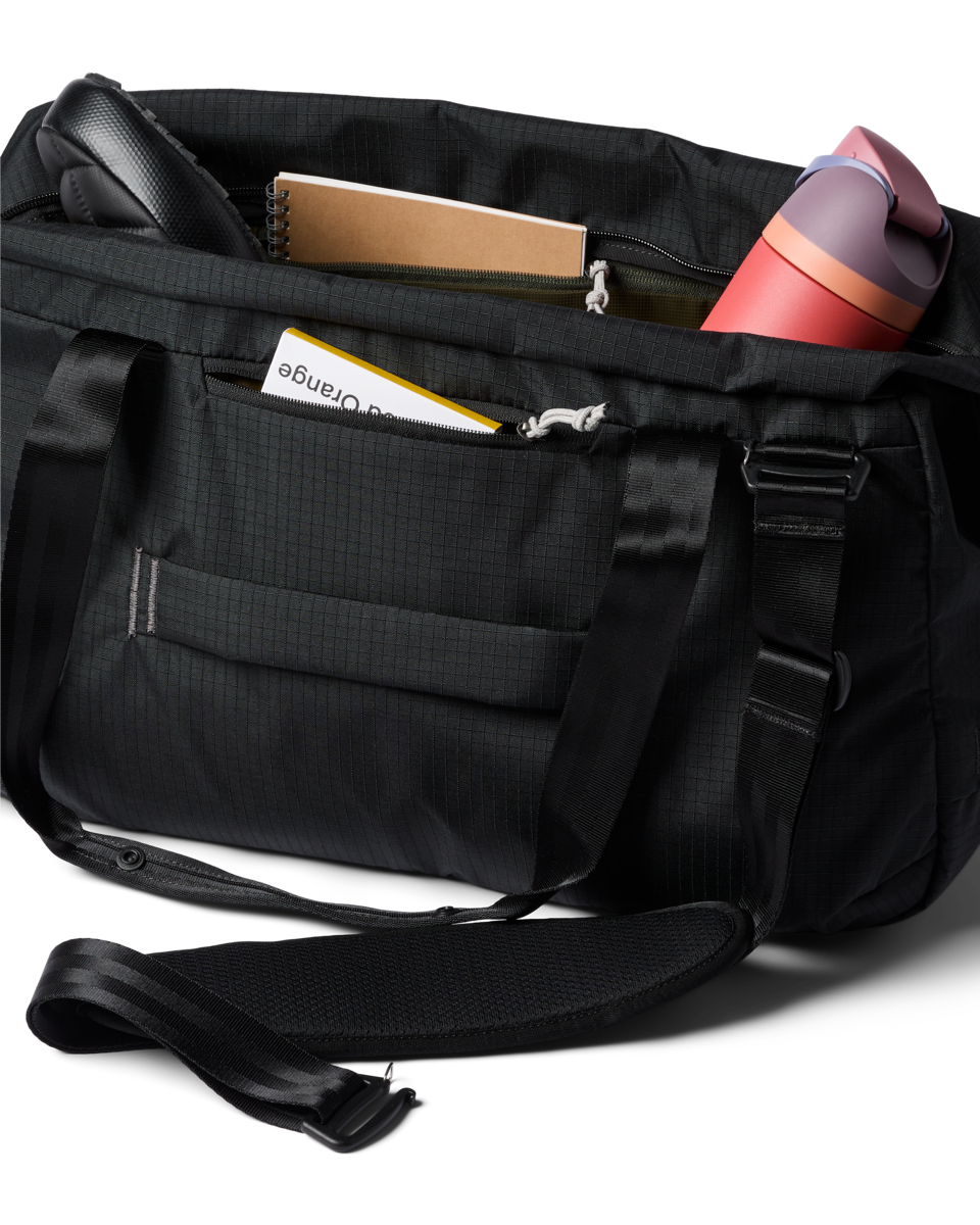 Viaje 35L Travel Duffel